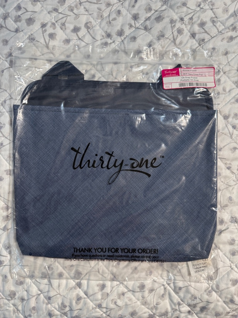 thirty-one navy blue oh snap pocket